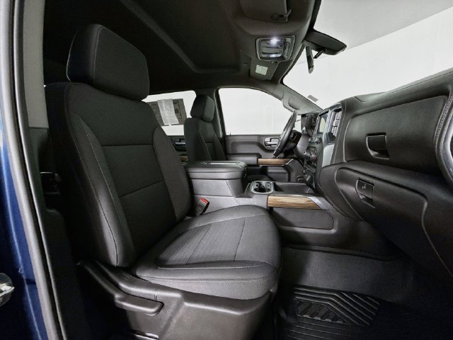Used 2021 Chevrolet Silverado 1500 LT Trail Boss AWD/4WD image 29
