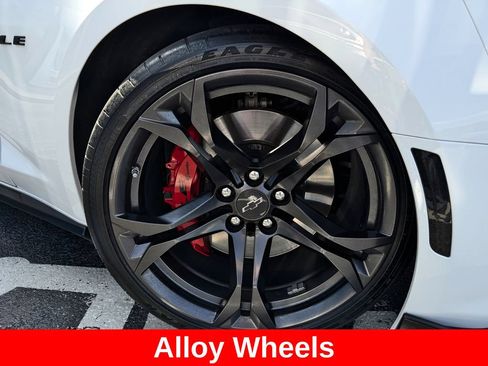 Used 2022 Chevrolet Camaro SS RWD image 48
