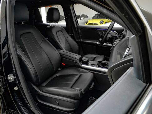 Used 2023 Mercedes-Benz GLA 250 image 34