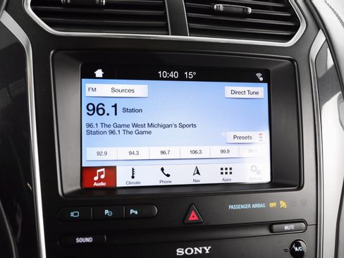 Used 2019 Ford Explorer Platinum image 38