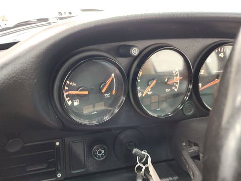 Used 1993 Porsche 911 America Roadster image 21