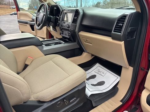 Used 2018 Ford F150 XLT w/ Equipment Group 302A Luxury image 26