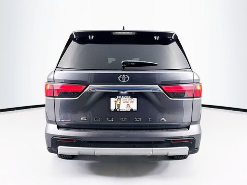 Used 2023 Toyota Sequoia Limited image 8