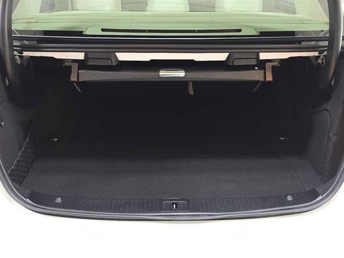 Certified 2016 Mercedes-Benz E 350 Sedan image 14