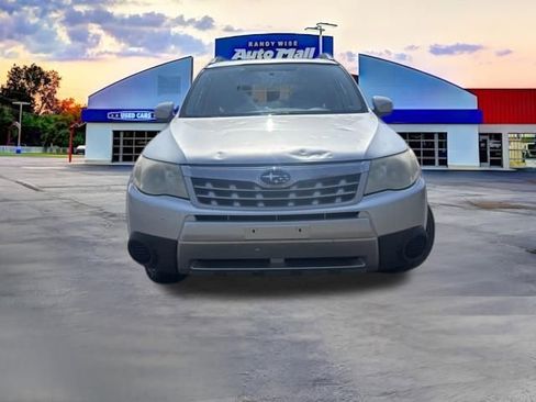 Used 2011 Subaru Forester 2.5X Premium image 10