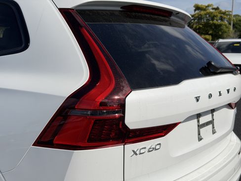 New 2026 Volvo XC60 B5 Core AWD/4WD image 9