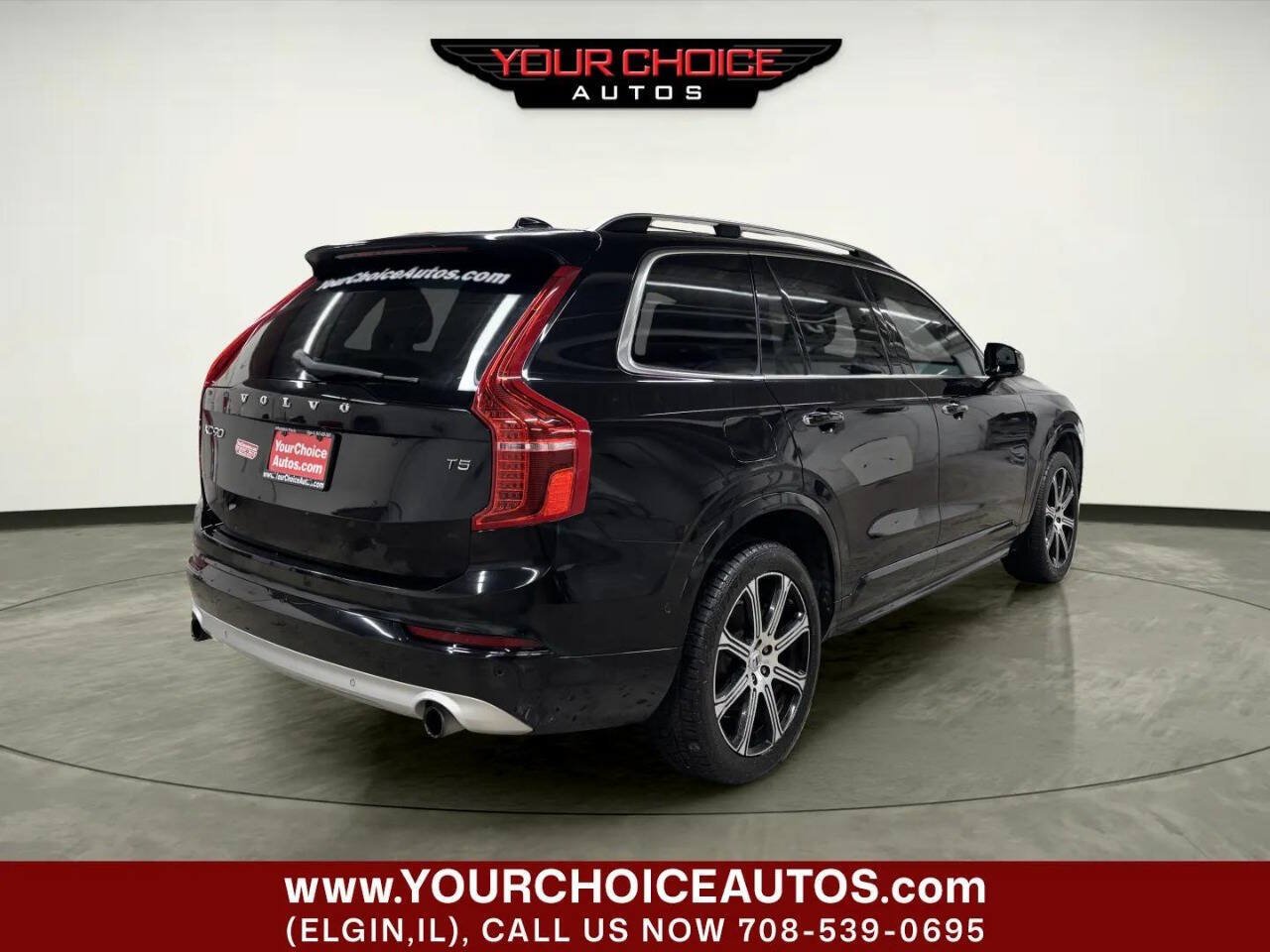 Used 2018 Volvo XC90 T5 Momentum w/ Convenience Package FWD image 7