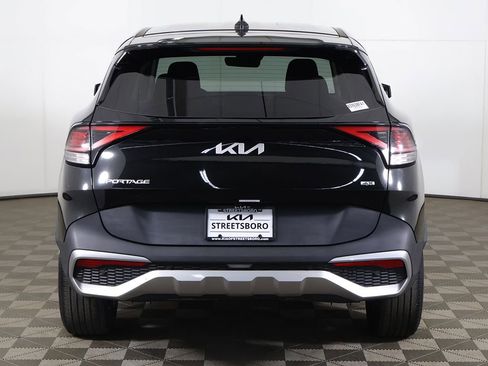 Used 2024 Kia Sportage LX AWD/4WD image 10
