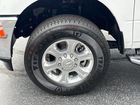 Used 2025 RAM 2500 Big Horn AWD/4WD image 14