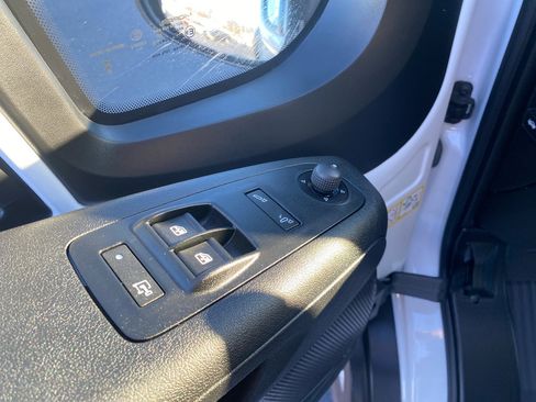 Used 2023 RAM ProMaster 2500 image 11