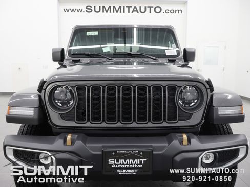 New 2026 Jeep Gladiator Sport AWD/4WD image 20