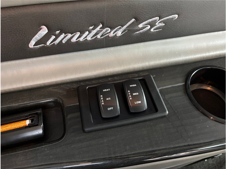 Used 2019 Ford Transit 150 148 Low Roof w/ Exterior Upgrade Package RWD image 34