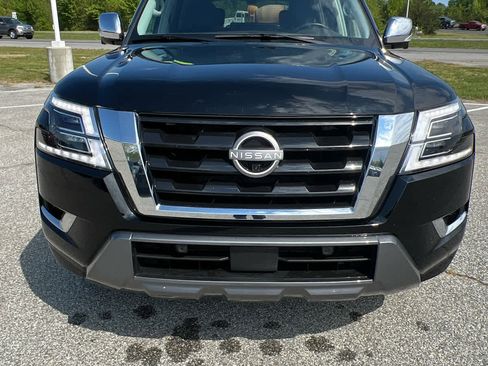 Used 2024 Nissan Armada Platinum w/ Captain's Chairs Package AWD/4WD image 8