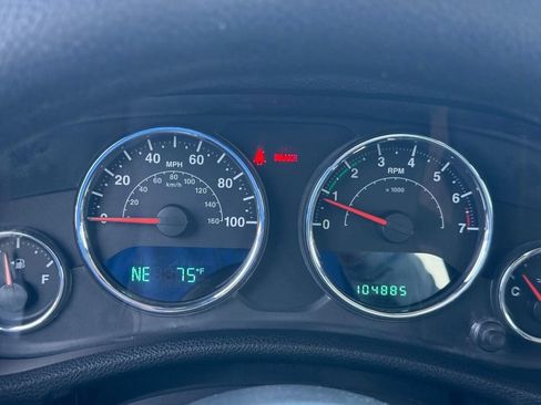 Used 2013 Jeep Wrangler Sport AWD/4WD image 12