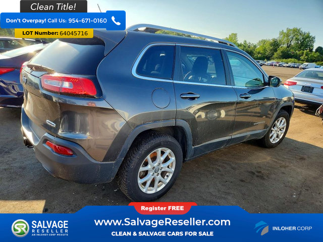 Used 2014 Jeep Cherokee Latitude w/ Comfort/Convenience Group AWD/4WD image 4