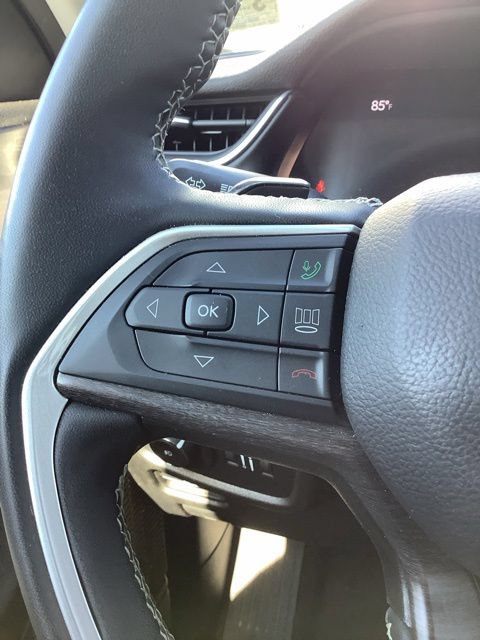 Used 2023 Jeep Grand Cherokee Limited AWD/4WD image 32