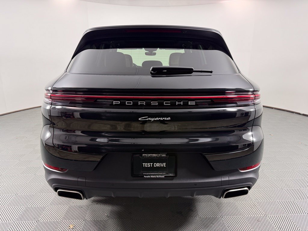 Certified 2026 Porsche Cayenne AWD/4WD image 6