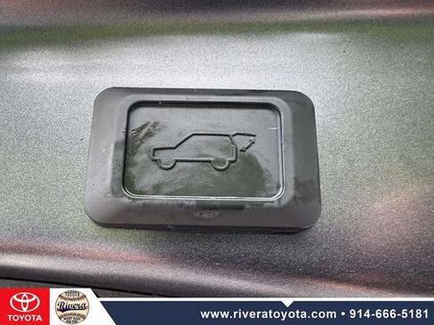 Used 2023 Toyota RAV4 XLE w/ Convenience Package AWD/4WD image 16