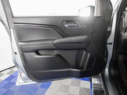 Used 2024 GMC Canyon Elevation image 13