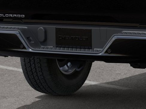 New 2026 Chevrolet Colorado LT image 14