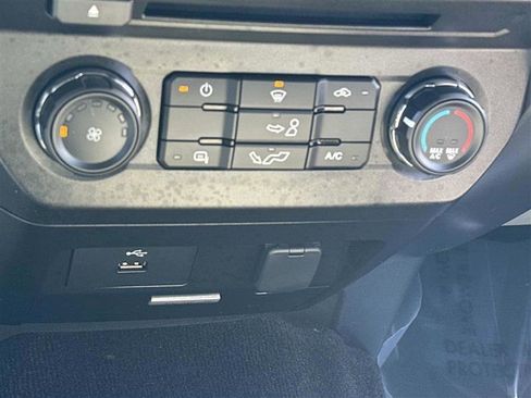 Used 2017 Ford F150 XLT w/ Heavy-Duty Payload Package image 19