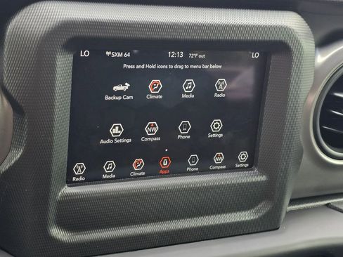 Used 2022 Jeep Gladiator Sport AWD/4WD image 39