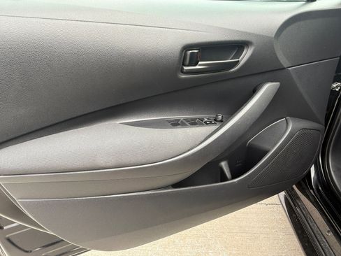 Used 2023 Toyota Corolla LE image 41