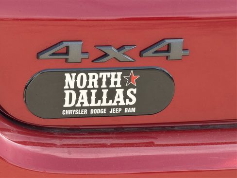 New 2026 Jeep Compass Latitude image 9