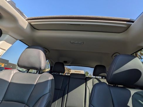 Used 2024 Subaru Outback Touring XT image 19