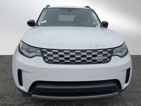 Certified 2024 Land Rover Discovery S AWD/4WD image 8