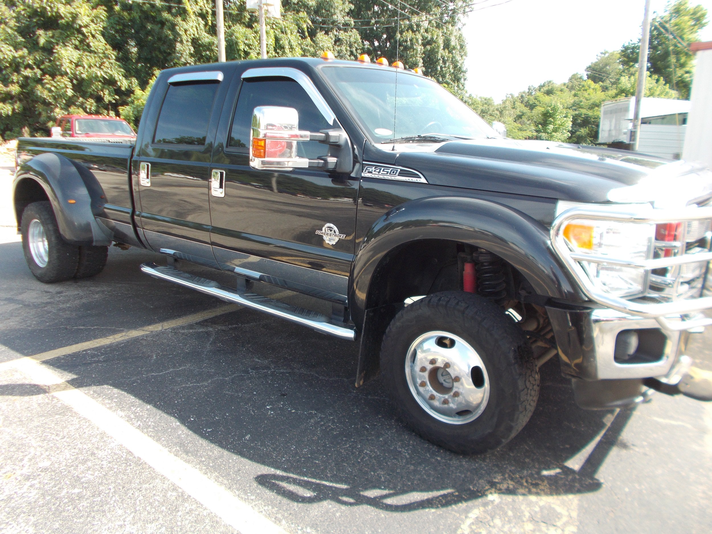 Used 2011 Ford F450 Lariat w/ Lariat Ultimate Pkg AWD/4WD image 2