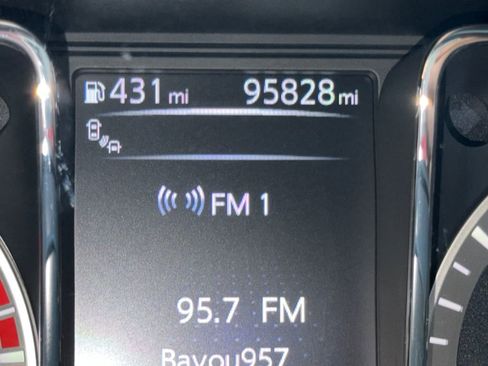 Used 2018 Nissan Titan PRO-4X w/ Pro-4x Convenience Package image 18