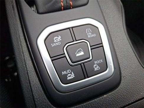 New 2026 Nissan Frontier PRO-4X w/ Pro-4x Convenience Package AWD/4WD image 48