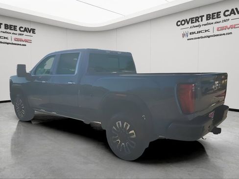 Used 2025 GMC Sierra 2500 Denali Ultimate w/ Max Trailering Package image 7