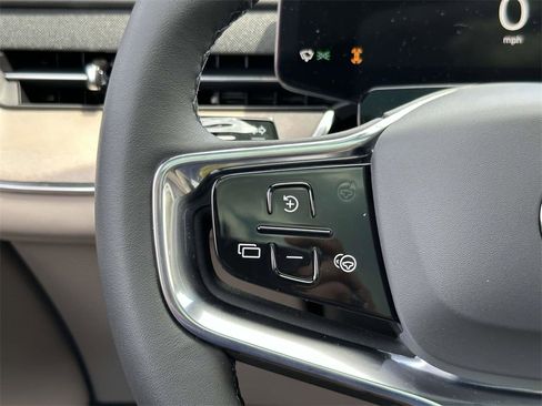 New 2025 Volvo EX90 Plus image 6