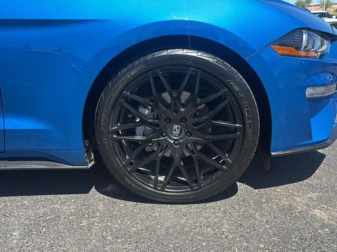 Used 2019 Ford Mustang Convertible RWD image 8