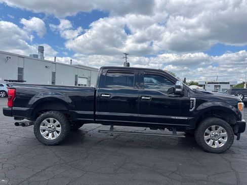 Used 2017 Ford F350 Platinum w/ Platinum Ultimate Package AWD/4WD image 5