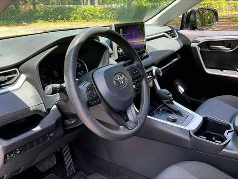 Certified 2025 Toyota RAV4 XLE w/ Convenience Package AWD/4WD image 14