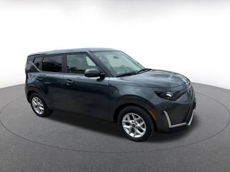Used 2025 Kia Soul LX w/ LX Technology Package FWD video 2