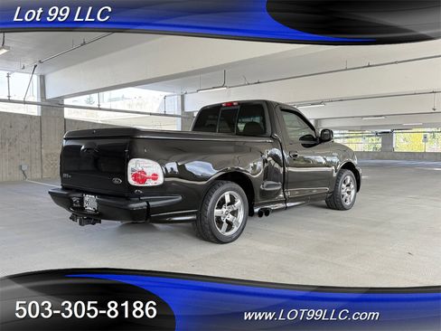 Used 2001 Ford F150 Lightning image 9