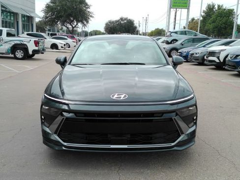 Used 2026 Hyundai Sonata Blue FWD image 2