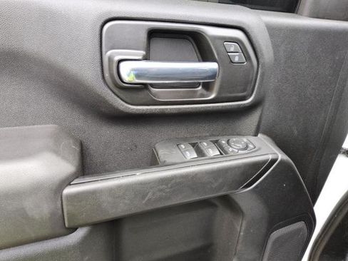 Used 2022 Chevrolet Silverado 2500 Custom w/ Custom Value Package RWD image 7