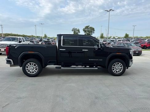 Used 2024 GMC Sierra 2500 SLT w/ SLT Premium Package AWD/4WD image 2