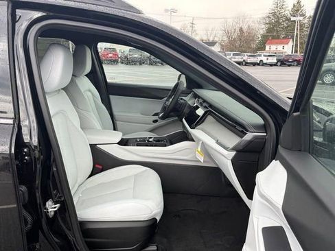 New 2026 Jeep Cherokee Laredo image 23