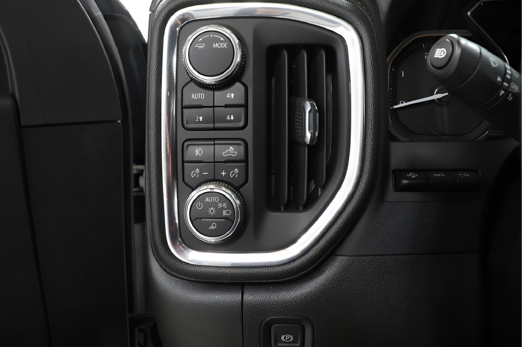 Used 2023 GMC Sierra 2500 Denali w/ Denali Ultimate Package AWD/4WD image 19