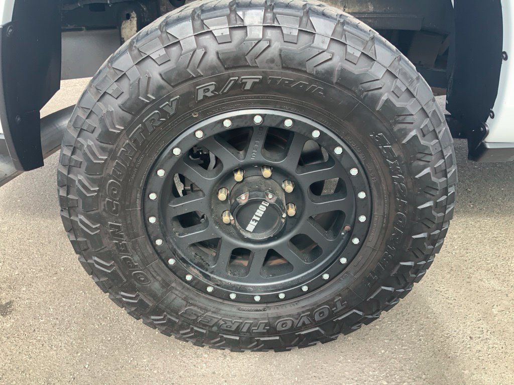 Certified 2020 RAM 2500 Big Horn w/ Night Edition AWD/4WD image 13
