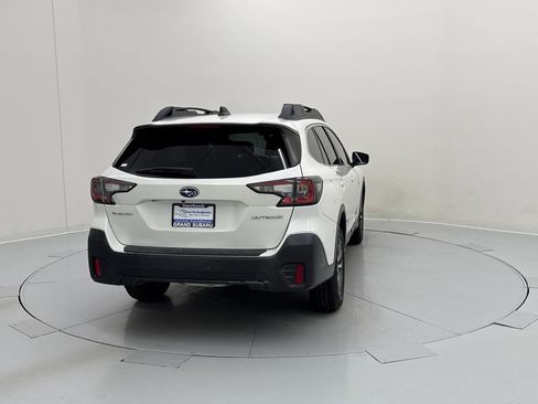 Used 2020 Subaru Outback w/ Popular Package #1 AWD/4WD image 5