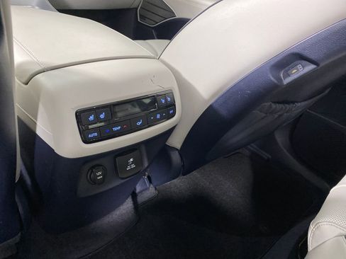 Used 2024 Hyundai Palisade Calligraphy image 34