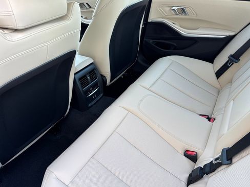 Used 2026 BMW 330i Sedan w/ Premium Package RWD image 19
