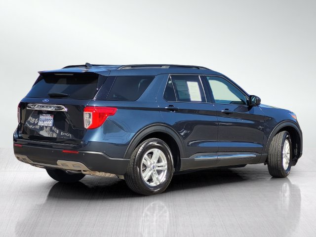 Certified 2023 Ford Explorer XLT w/ Equipment Group 202A RWD image 4